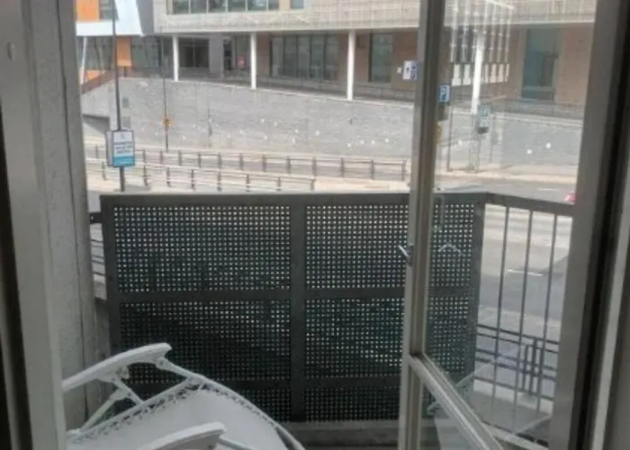 Own Sauna, Across Shopping Mall, 15min To Center